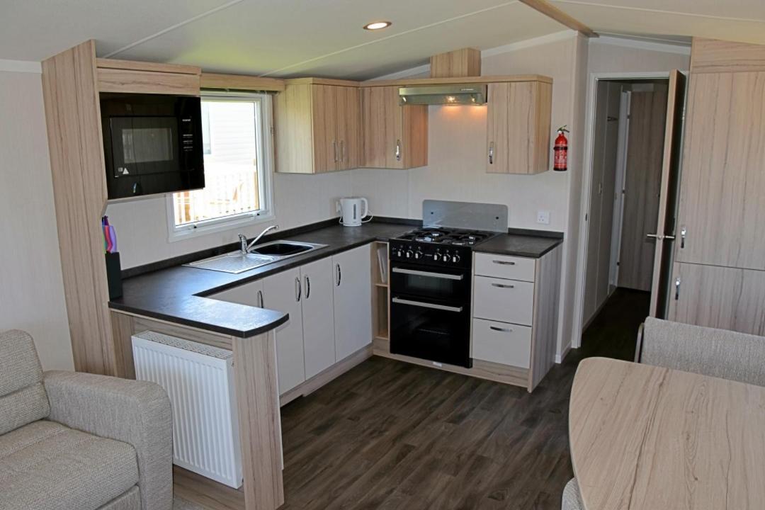 Roselands Caravan Park, Nr Lands End, Cornwall 圣贾斯特 外观 照片