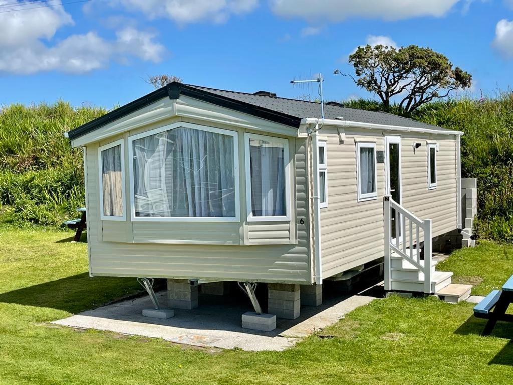 Roselands Caravan Park, Nr Lands End, Cornwall 圣贾斯特 外观 照片