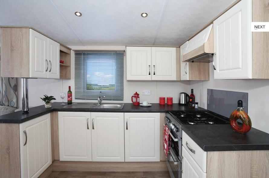 Roselands Caravan Park, Nr Lands End, Cornwall 圣贾斯特 外观 照片