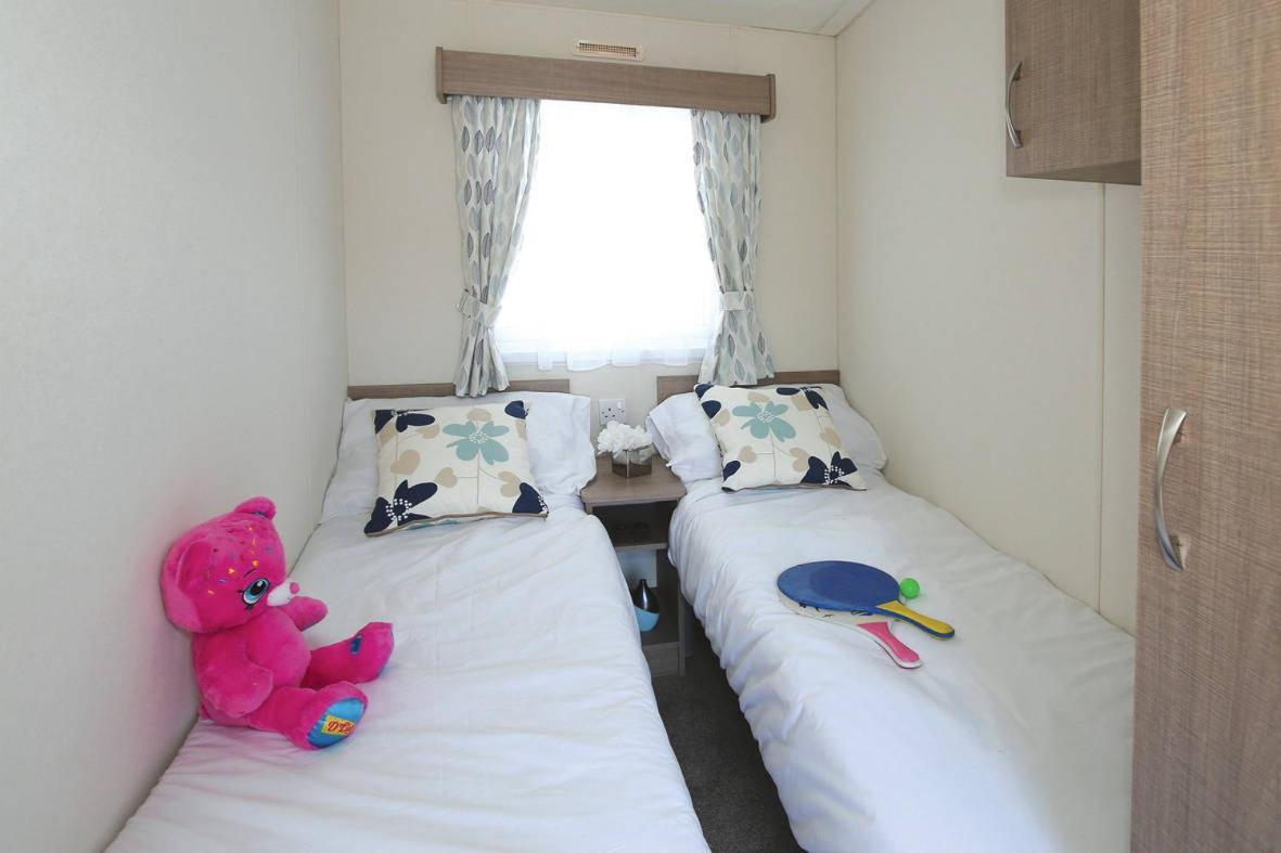 Roselands Caravan Park, Nr Lands End, Cornwall 圣贾斯特 外观 照片
