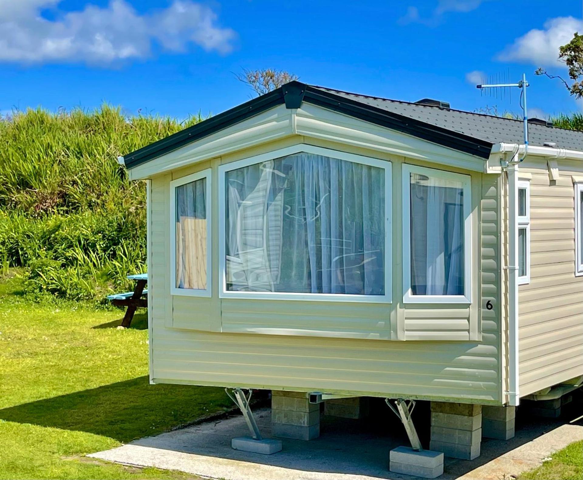 Roselands Caravan Park, Nr Lands End, Cornwall 圣贾斯特 外观 照片