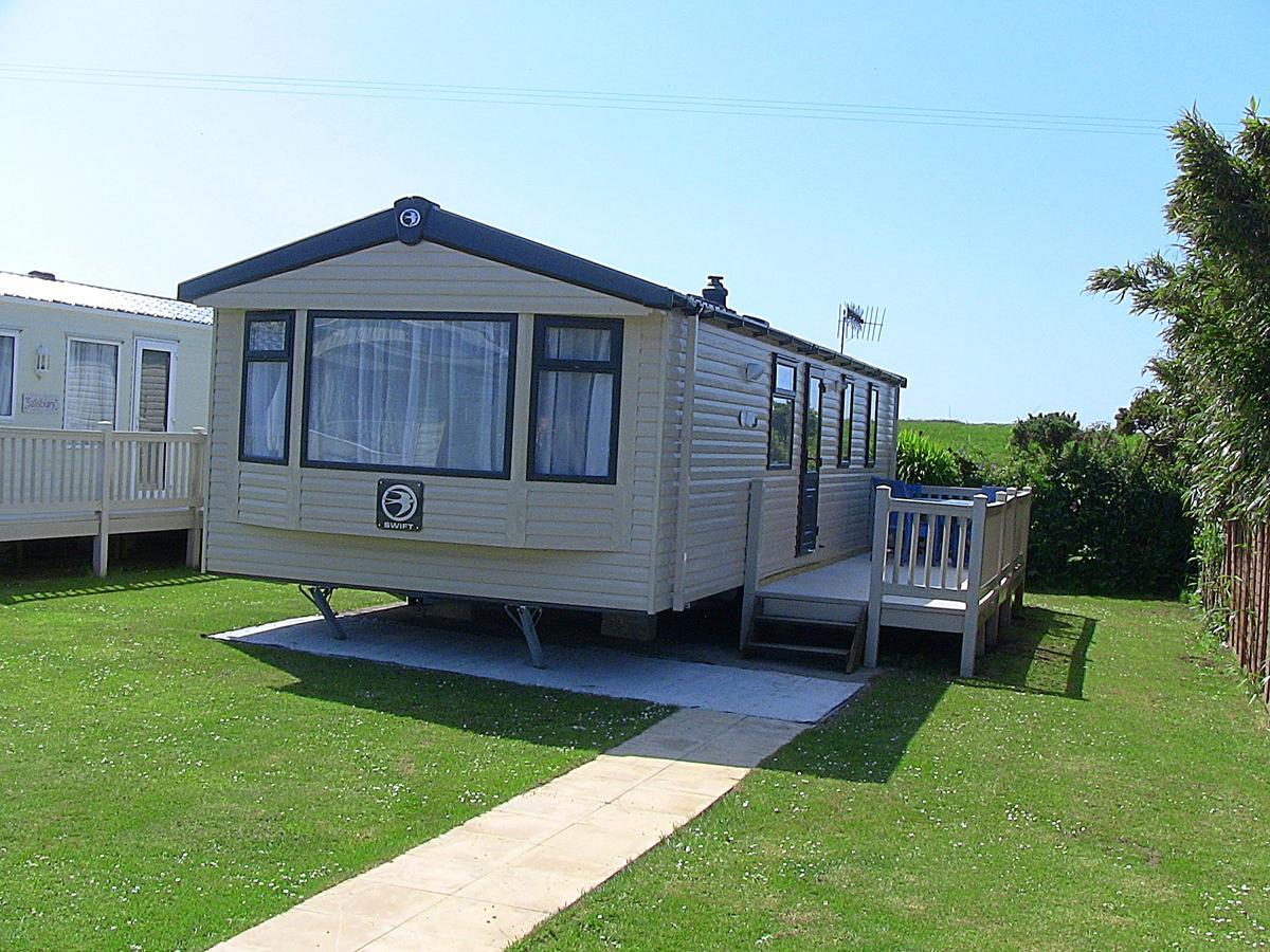 Roselands Caravan Park, Nr Lands End, Cornwall 圣贾斯特 外观 照片