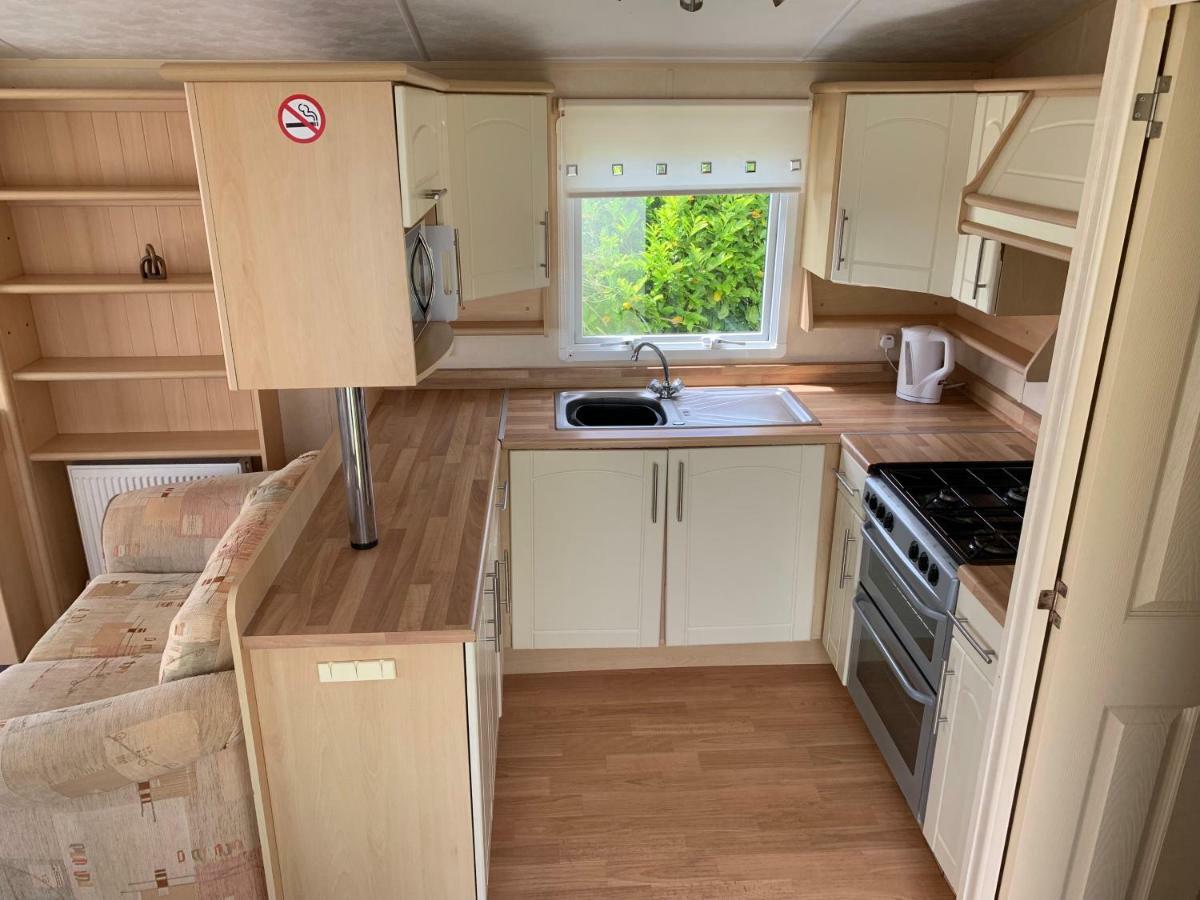 Roselands Caravan Park, Nr Lands End, Cornwall 圣贾斯特 外观 照片