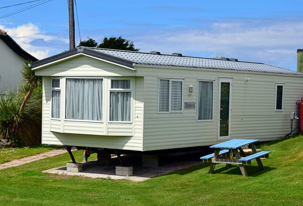 Roselands Caravan Park, Nr Lands End, Cornwall 圣贾斯特 外观 照片