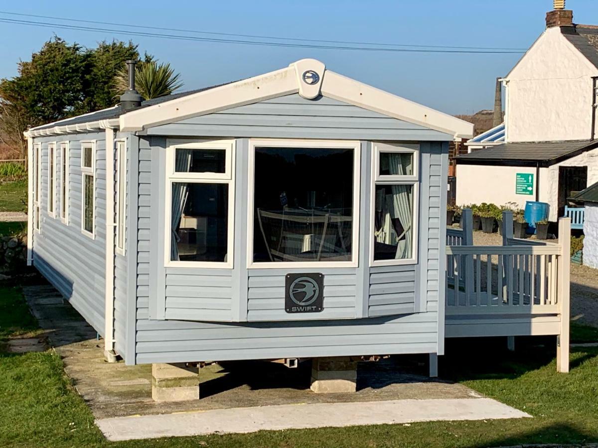 Roselands Caravan Park, Nr Lands End, Cornwall 圣贾斯特 外观 照片